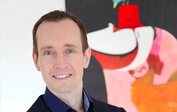 Menno van Dyke bio picture