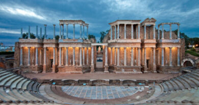 The 5 Oldest Amphitheaters in the World