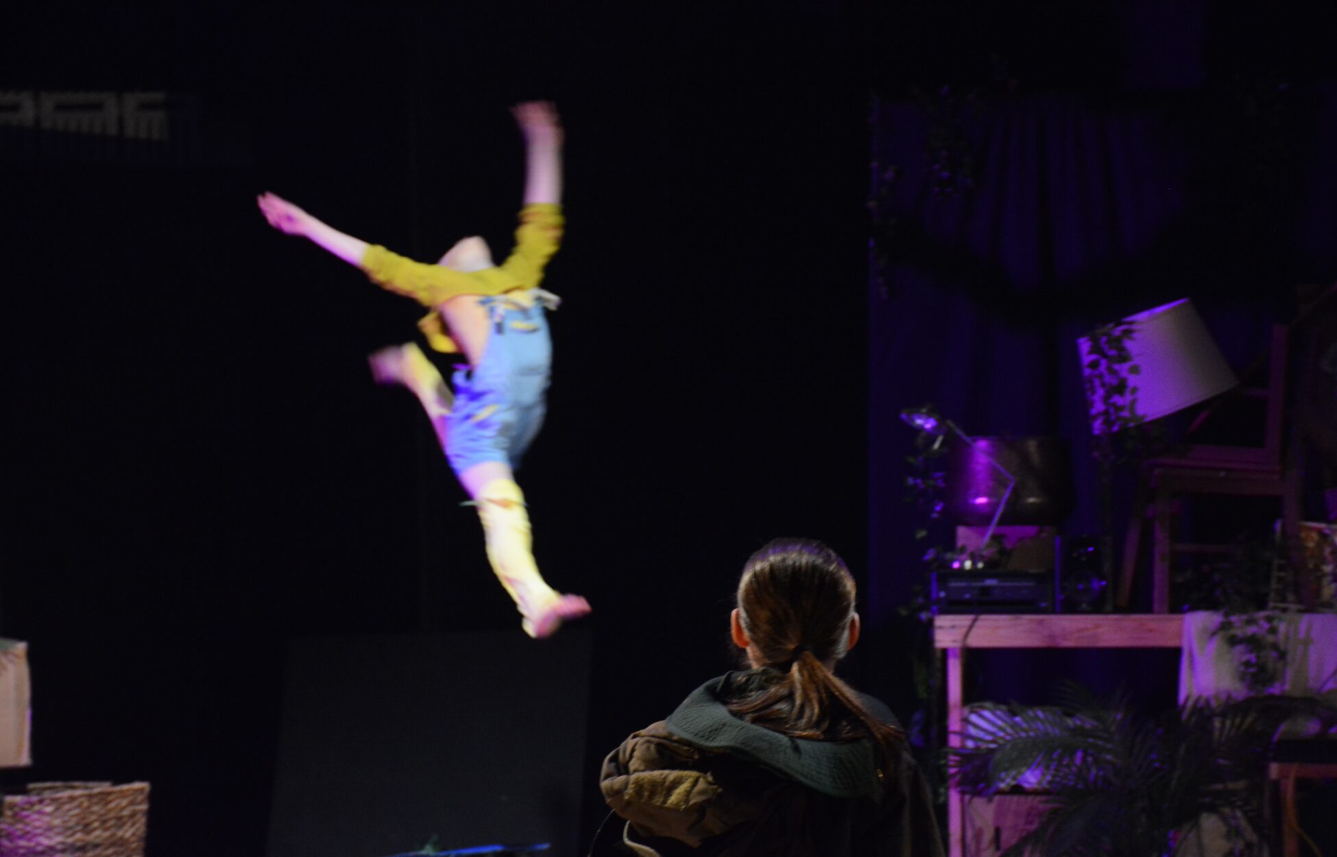 Circus Center Presents the World Premiere of “JUMP//FALL” by the San Francisco Youth Circus