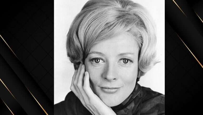 Dame Maggie Smith takes her Final Bow, Passes Away at 89