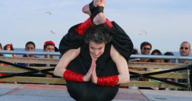 Circus Artists  Over 50 Put on a Show