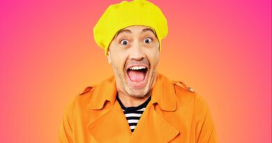 Looking For Me Friend: Victoria Wood Tribute Show Returns for UK Tour