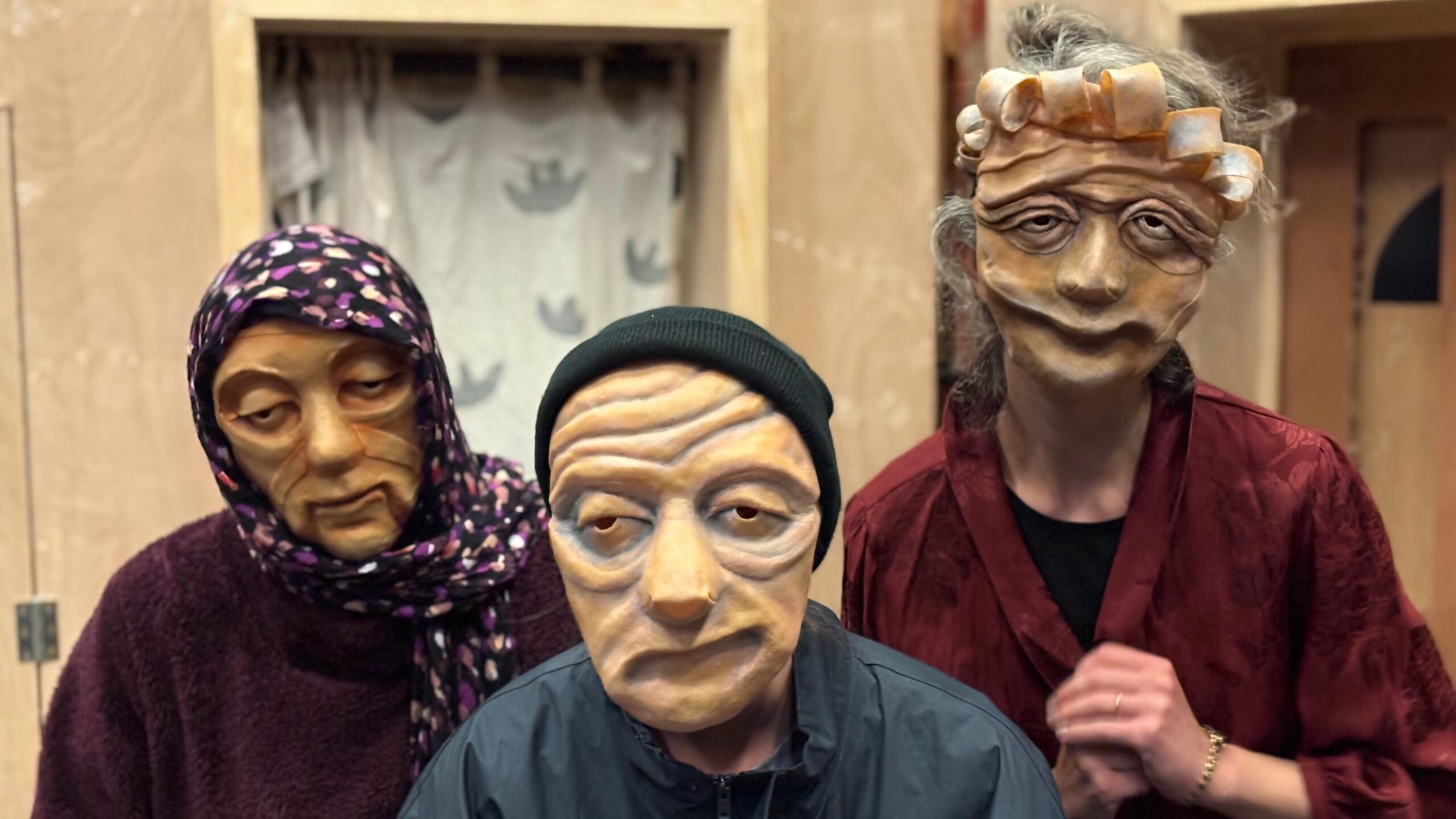 Smoking Apples Debut ‘Three’ – A Show on Family and British Life