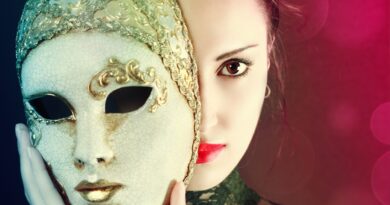 Arts Career Changes: Learning to Pivot at the Gate