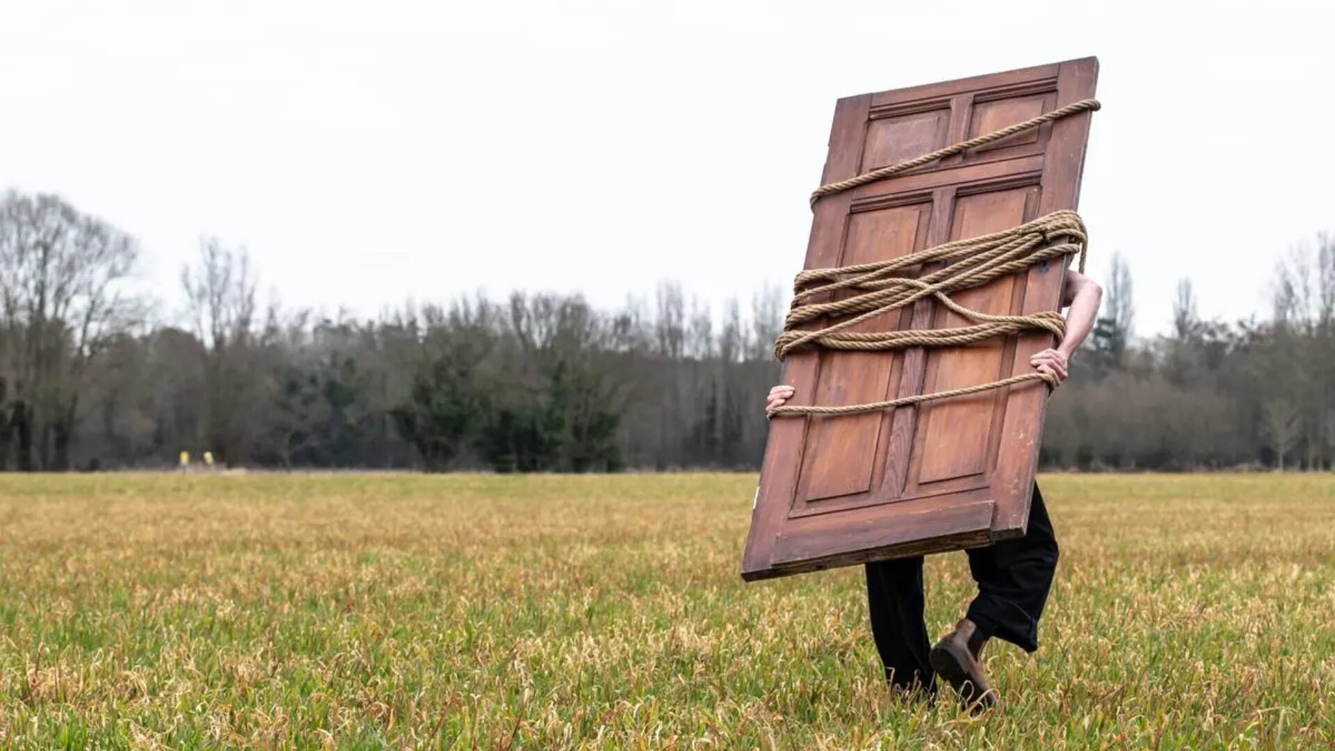 Compagnie Krak Premieres KINTSUGI, a Journey Through Loss and Laughter