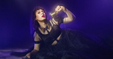 Pleasance Triumphs at 2025 Edinburgh Comedy Awards