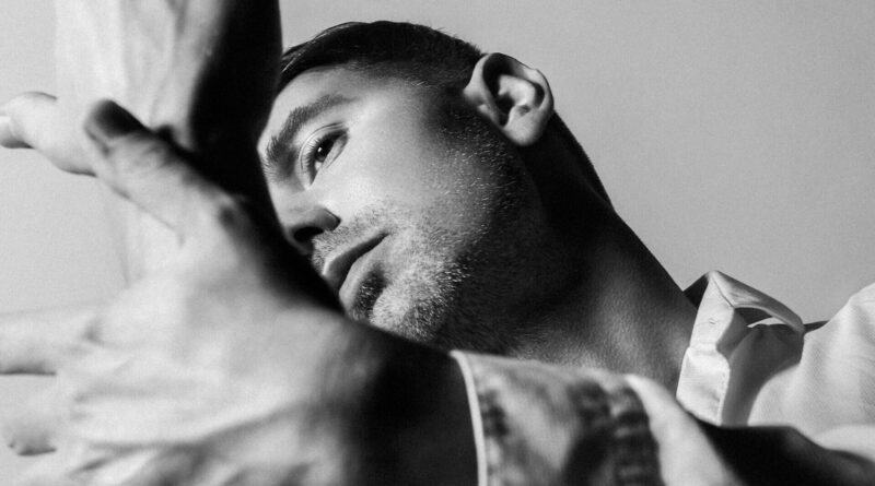 Bence Vági: Building Immersive Worlds Through Circus and Dance Bence Vági: Building Immersive Worlds Through Circus and Dance