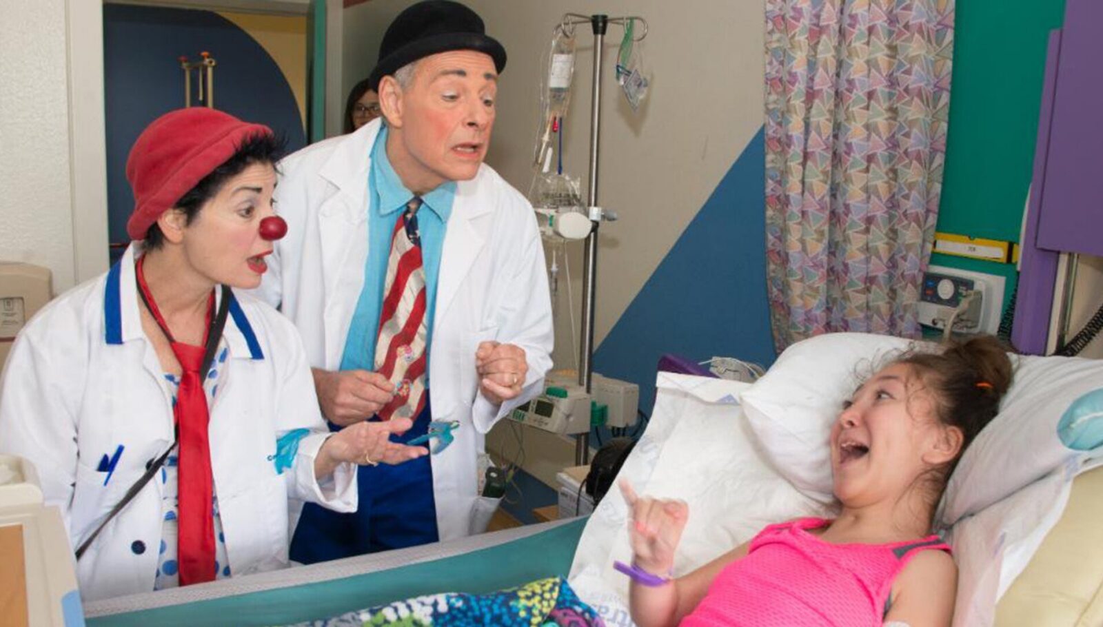 Laughter League Hosts FUN-Raiser to Support Therapeutic Clowning