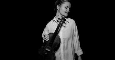 Music, Poetry, Presence: Anna Kuk on Breaking Classical Boundaries