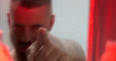 SMOKE UK Tour 2026: Alexis Gregory’s Queer Theatre