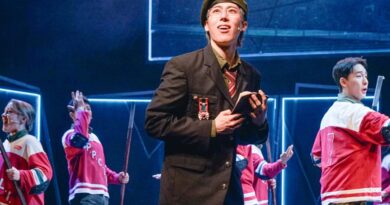 뮤지컬 <R;LINK> The Musical Part 2: Creating Multilingual Surtitles (Korea/ Canada)