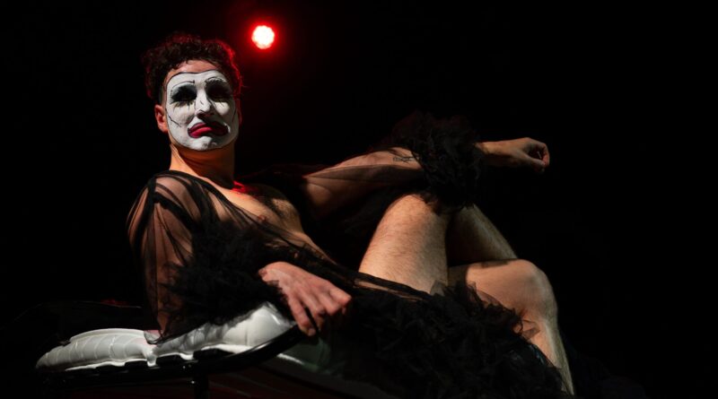 KINDER: Award-Winning Queer Drama Heads to Brighton Fringe