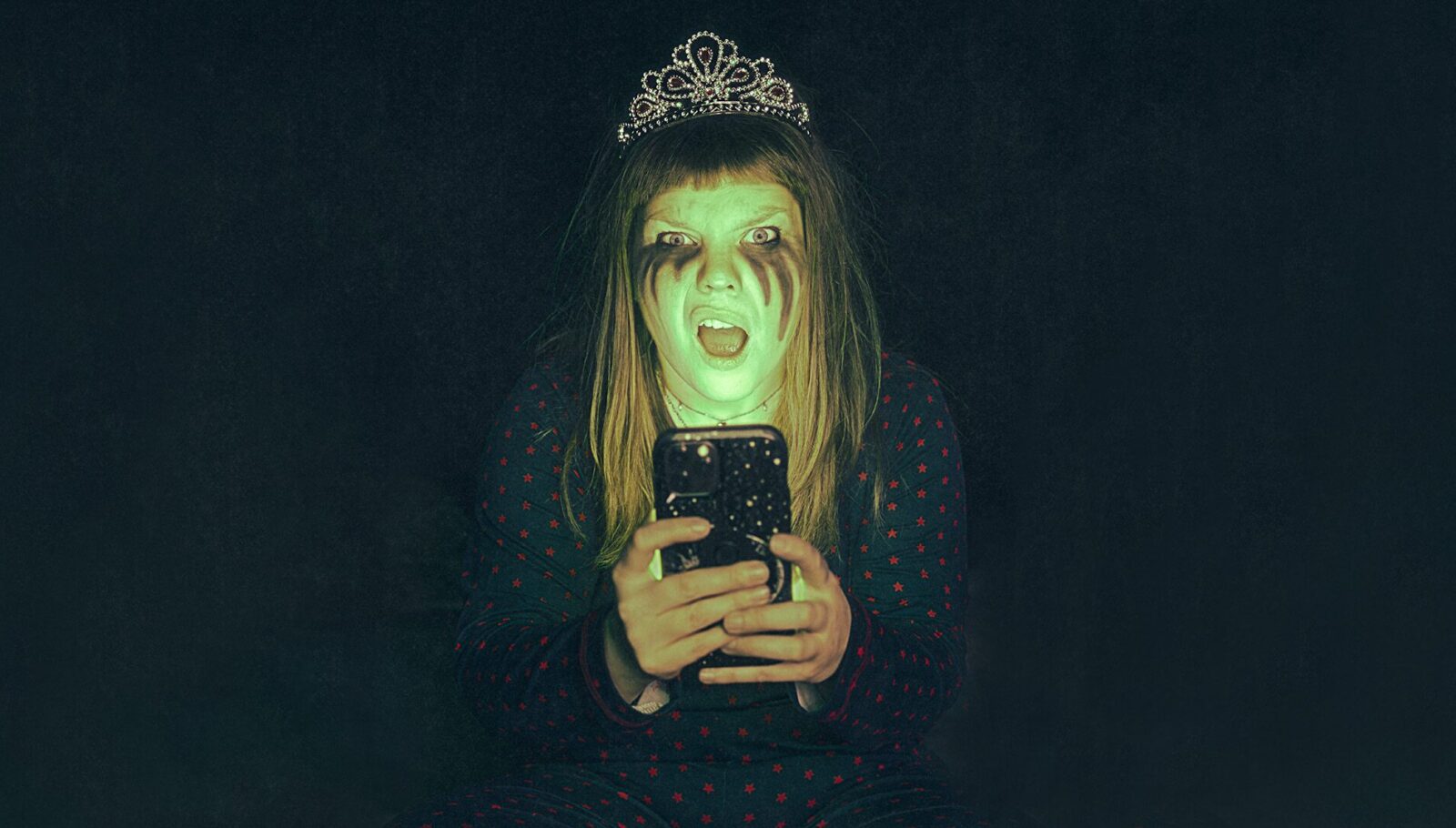 Alfrun Rose’s AI Thriller 'Dead Air' at Greenwich Theatre