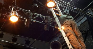 Lighting and Electrical Jobs: The StageLync Job Board