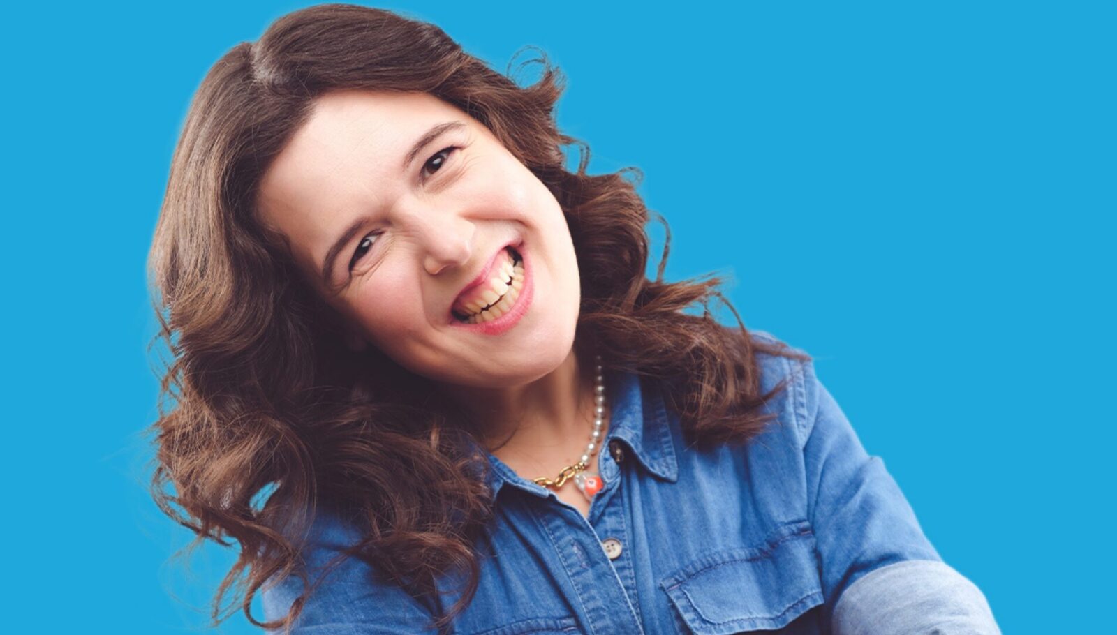 Comedian Rosie Jones Set for The Show People Podcast Live