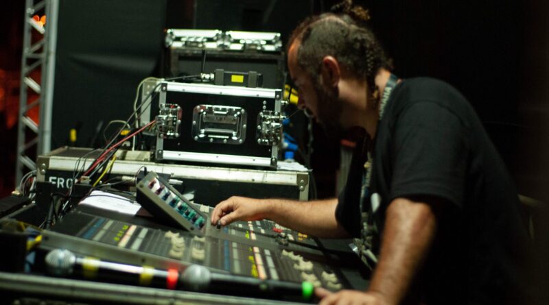 StageLync Job Board: Audio & Sound Careers in Performing Arts and Live Production StageLync Job Board: Audio & Sound Careers in Performing Arts and Live Production