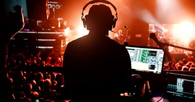 Audio & Sound Jobs in Theatre and Live Production: The StageLync Job Board