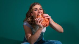 Beth Wants the D: Bipolar Comedy Makes London Debut