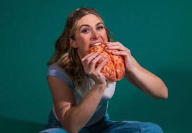 Beth Wants the D: Bipolar Comedy Makes London Debut