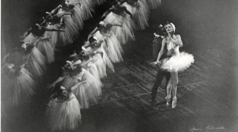 How to Build a Calling Script for Ballet How to Build a Calling Script for Ballet
