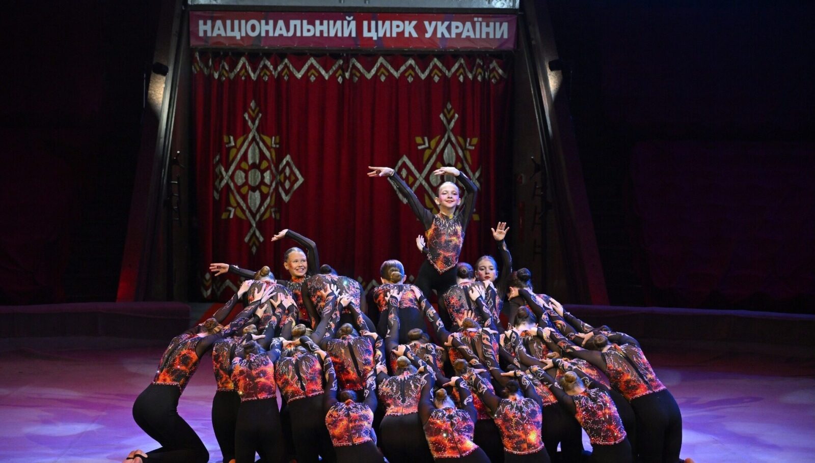 Kyiv’s Golden Gate Cup: Youth Circus Thrives Amid War - StageLync